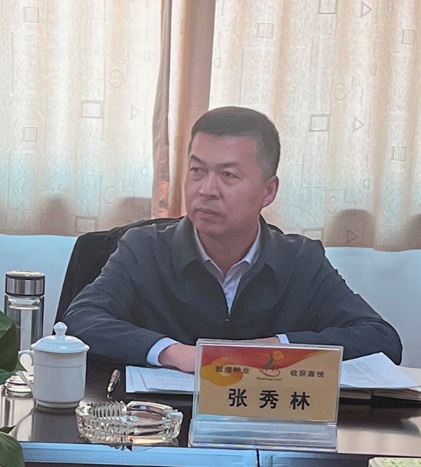 市委常委、副市長張秀林到敦煌種業(yè)調(diào)研